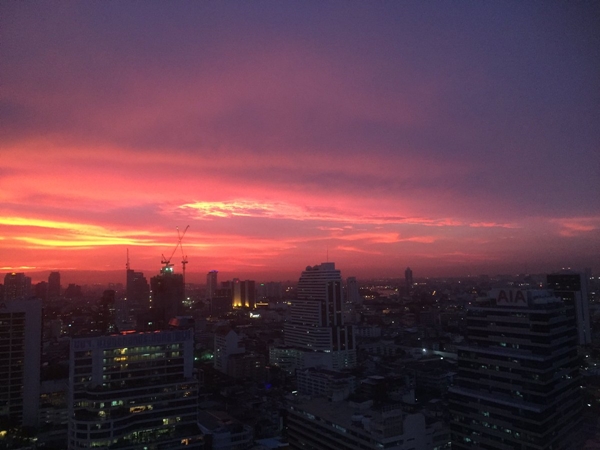 ท้องฟ้าสีแดง