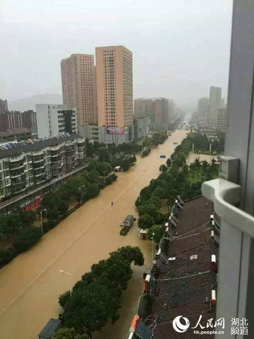 จีนน้ำท่วมหนัก