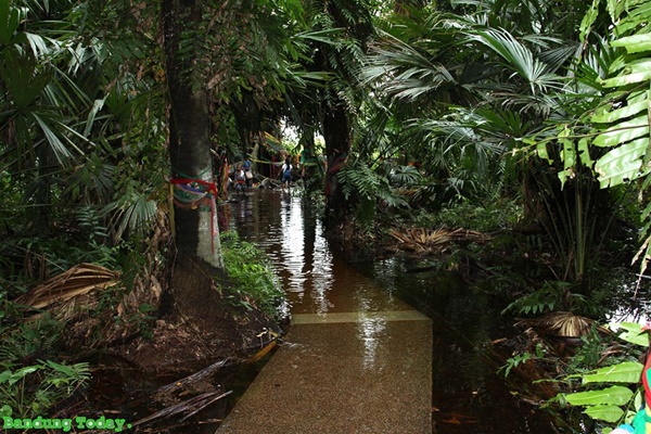 น้ำท่วมคำชะโนด