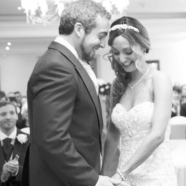 สามีทุ่ม 4.5 ล้าน หวังยื้อภรรยาป่วยหนักให้อยู่กับลูกในวันคริสมาสต์