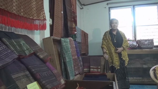 เจ้าสร้อยมาลา ทายาทเจ้าลาวองค์สุดท้าย