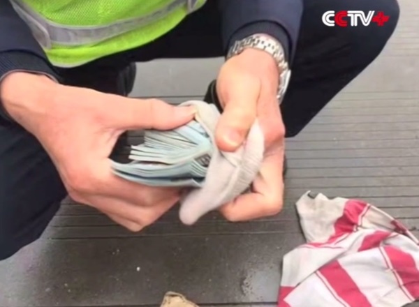 หนุ่มเผลอทิ้งเงินล้านลงถัง โร่แจ้งเทศบาลช่วย