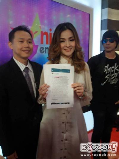 แคนดี้ รากแก่น ตั้งโต๊ะแถลงข่าวโต้กลับโรงแรมดัง