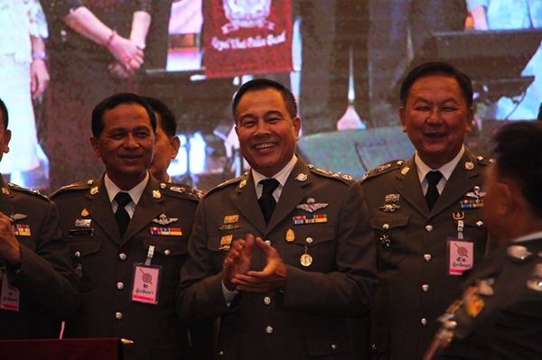 เปิดรายชื่อแต่งตั้งโยกย้ายนายพลตำรวจ 2558