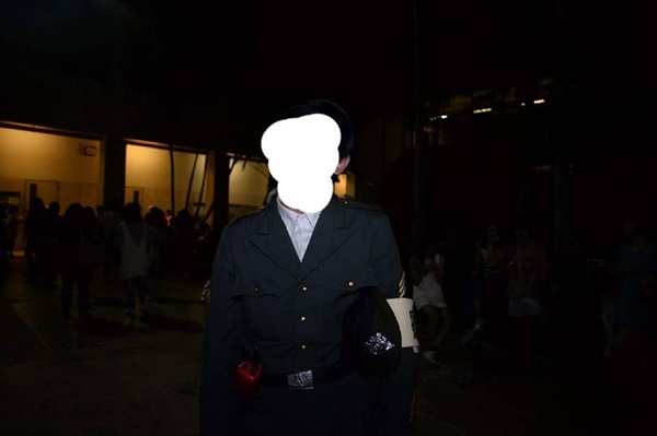 นักศึกษาใส่ชุดฮิตเลอร์