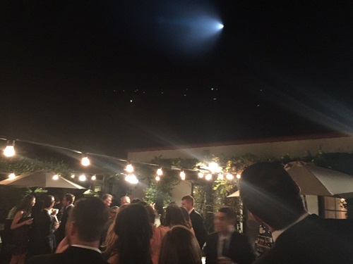 แสงประหลาดโผล่เหนือน่านฟ้าสหรัฐฯ กองทัพรับยิงขีปนาวุธ