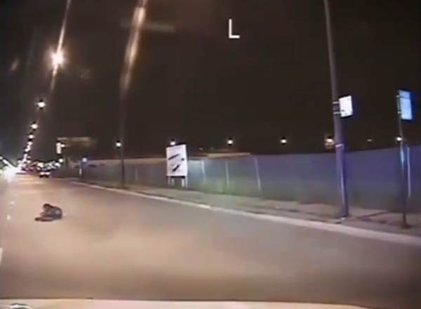 ตำรวจรัวยิงวัยรุ่นผิวสีดับ ทั้งที่ไร้ความผิด