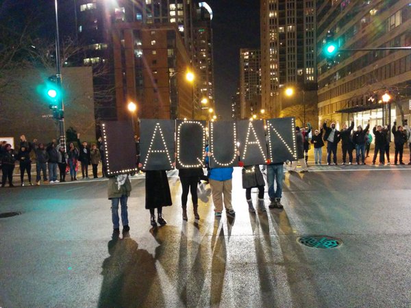 ตำรวจรัวยิงวัยรุ่นผิวสีดับ ทั้งที่ไร้ความผิด