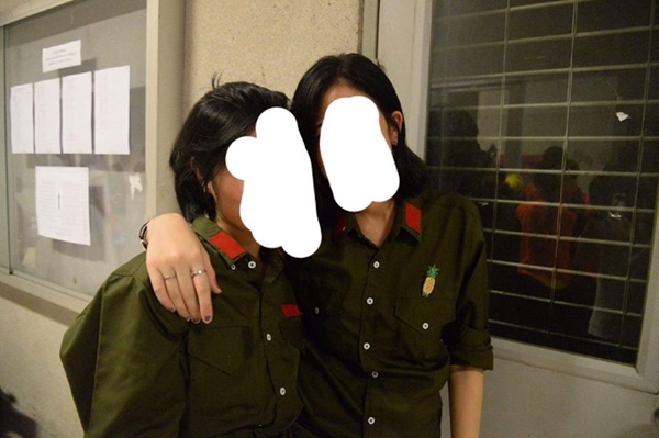 นักศึกษาใส่ชุดฮิตเลอร์