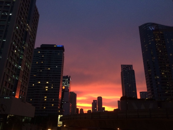 ท้องฟ้าสีแดง