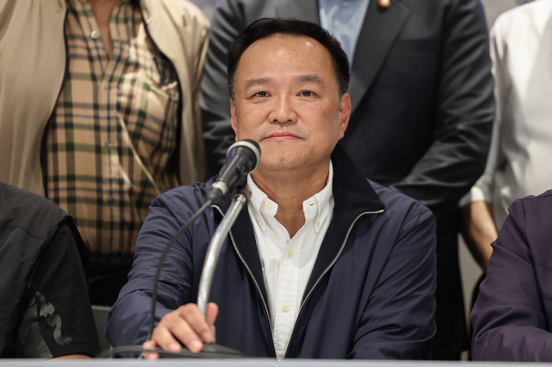 อนุทิน ชาญวีรกูล ประวัตินายกรัฐมนตรีคนที่ 32 ของไทย