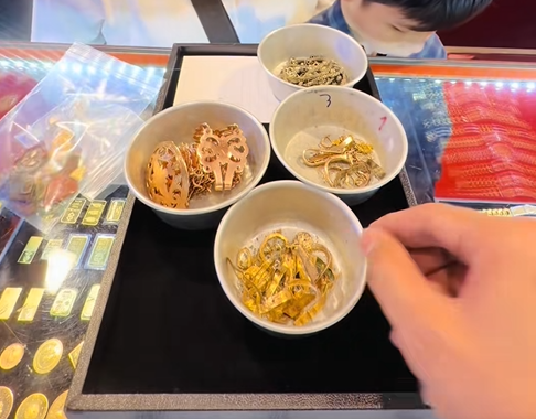 ยายหลานกู้เงิน ไถ่ทรัพย์สินมาขาย