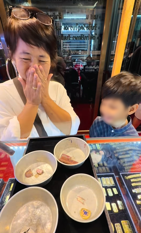 ยายหลานกู้เงิน ไถ่ทรัพย์สินมาขาย 