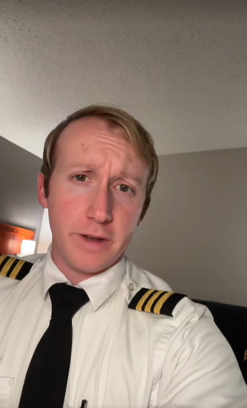 จะเกิดอะไรขึ้น ถ้าไม่ใช้โหมดเครื่องบินระหว่างเที่ยวบิน