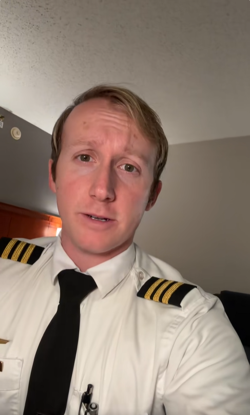 จะเกิดอะไรขึ้น ถ้าไม่ใช้โหมดเครื่องบินระหว่างเที่ยวบิน