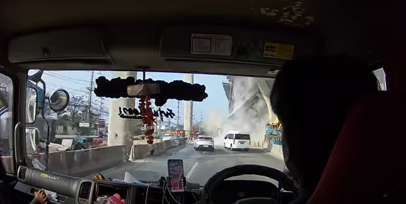 เครนถล่มพระราม 2