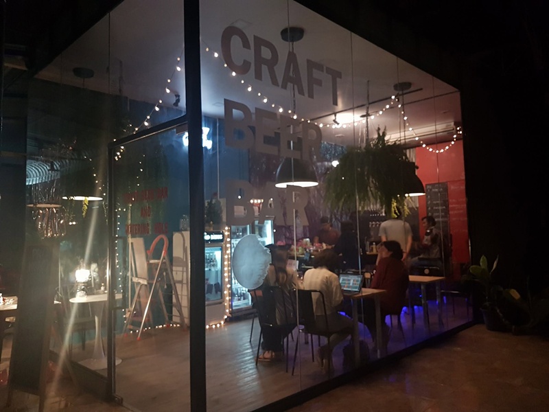 ร้านเบียร์ปิดกิจการ