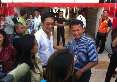 บรรยากาศฟุตบอล 4 เส้า บ้านเลขที่ 111