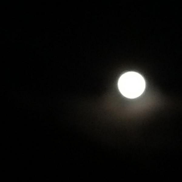 Super Full Moon จากแขวงสุริยวงศ์ เขตบางรัก กรุงเทพฯ 