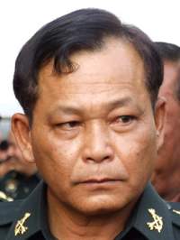 พลเอกเอกดาว์พงษ์ รัตนสุวรรณ