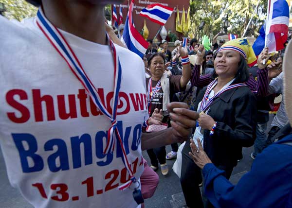 ประมวลภาพชัตดาวน์กรุงเทพฯ คนร่วมม็อบ กปปส. bangkok shutdown