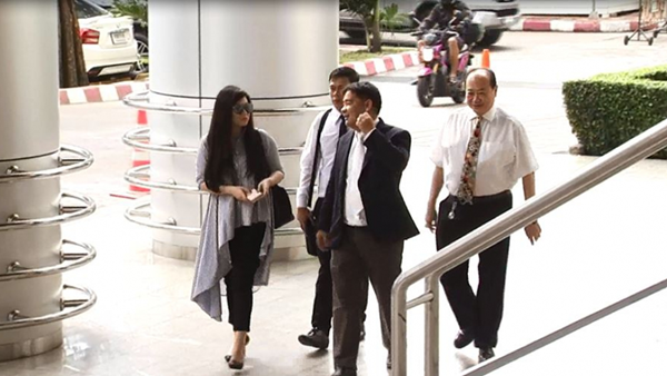 จำคุกไฮโซตั๋ม 1 ปี ปรับ 5 แสน ปมหมิ่นประมาทหมอแอร์ผ่านเฟซบุ๊ก