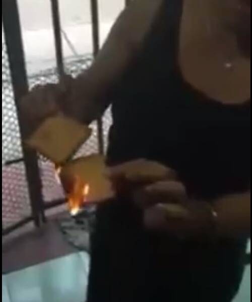 แคร็กเกอร์ติดไฟ