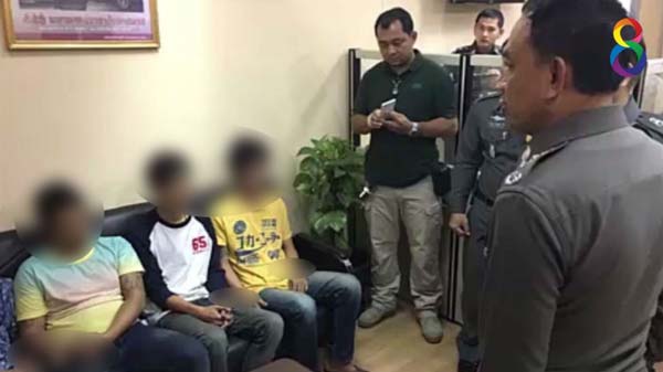 รุมโทรมมสาว 19