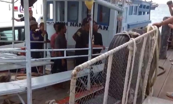 เรือล่มเกาะเต่า