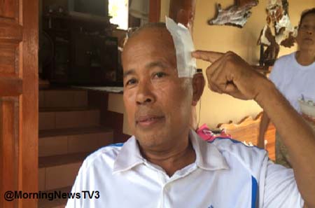 เด็กนักเรียนต่อยรอง ผอ.