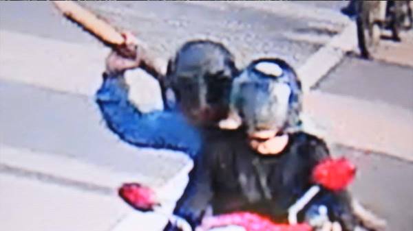 ทำร้ายร่างกาย ชิงทรัพย์