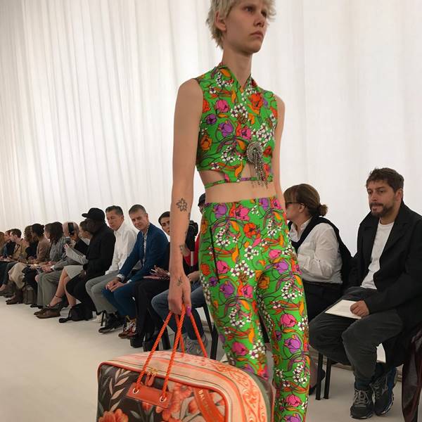 กระเป๋า balenciaga