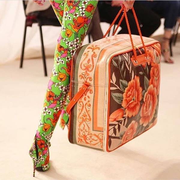 กระเป๋า balenciaga