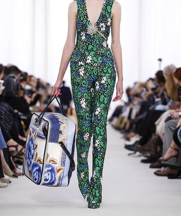 กระเป๋า balenciaga