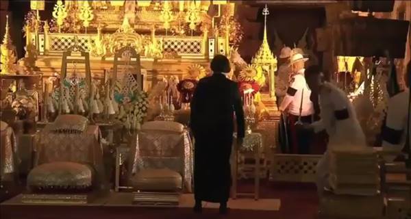ในหลวงสวรรคต