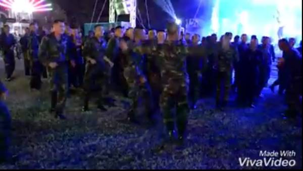 ทหารเต้น