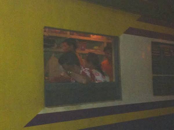 รถไฟขายที่นั่งเถื่อน