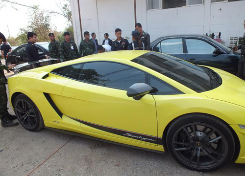 รถหรู บาส บางแก้ว