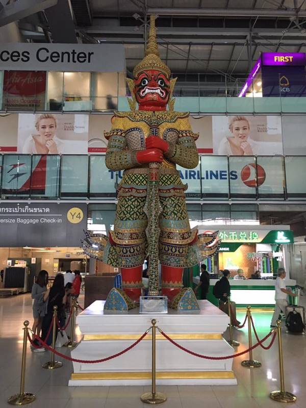 ถวายน้ำแดงยักษ์ สุวรรณภูมิ