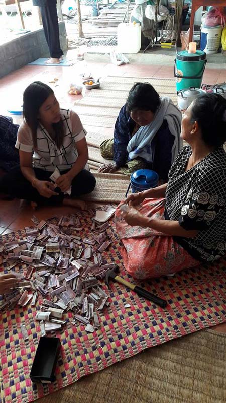 ทุบกระปุกออมสิน