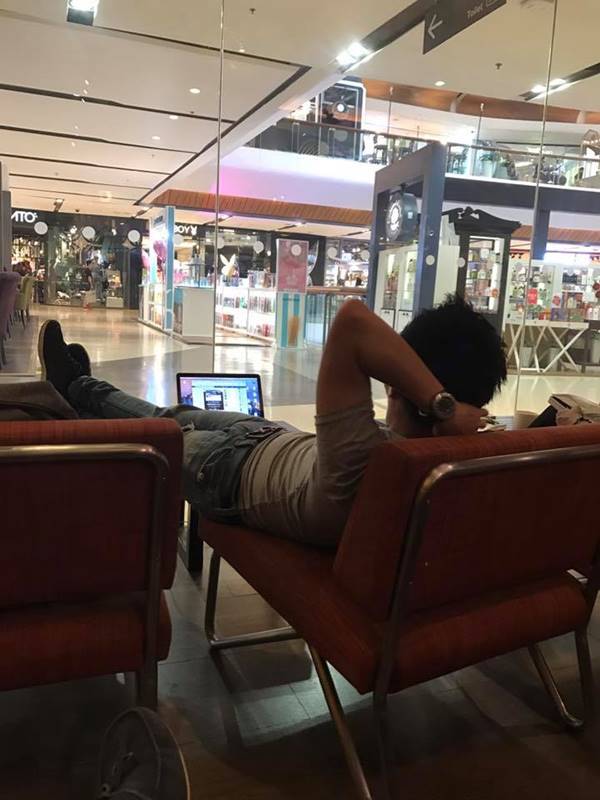 คนไม่มีมารยาท