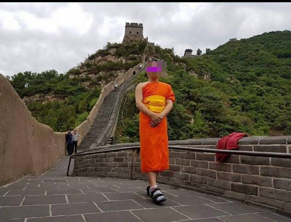 พระตุ๊ด