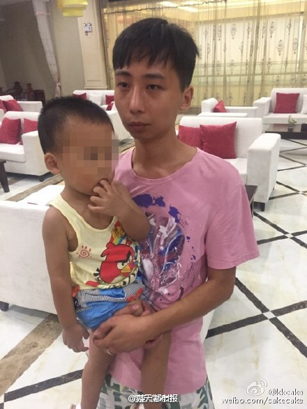 บันไดเลื่อนดูดคน