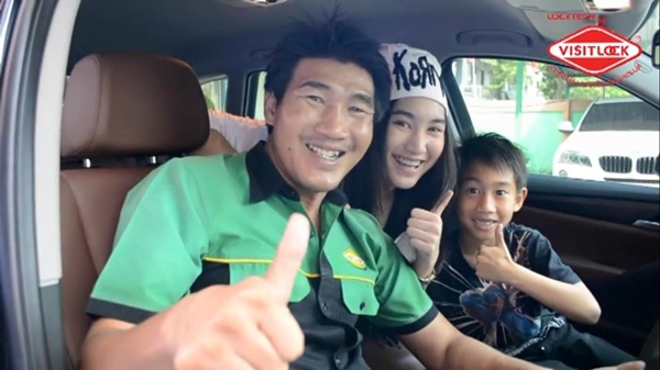 ลูกสาว สมรักษ์ คำสิงห์ สวยและน่ารักจริง ๆ ไม่ได้โม้