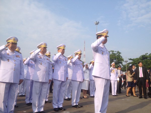 นายกวางพวงมาลา วันปิยมหาราช