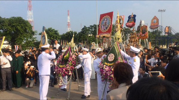 นายกวางพวงมาลา วันปิยมหาราช