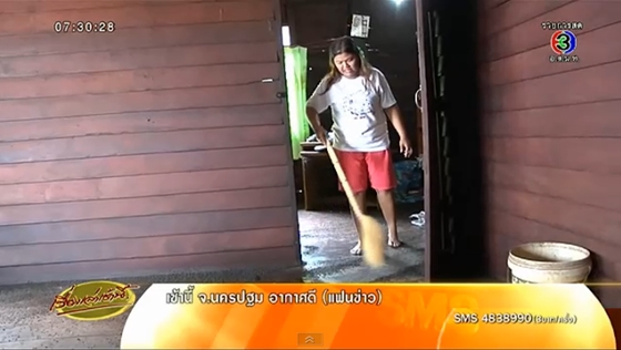 ตะลึง ! แมลงนับล้านตัวบุกยึด 5 หมู่บ้าน จ.ศรีสะเกษ นานนับ 10 ปี