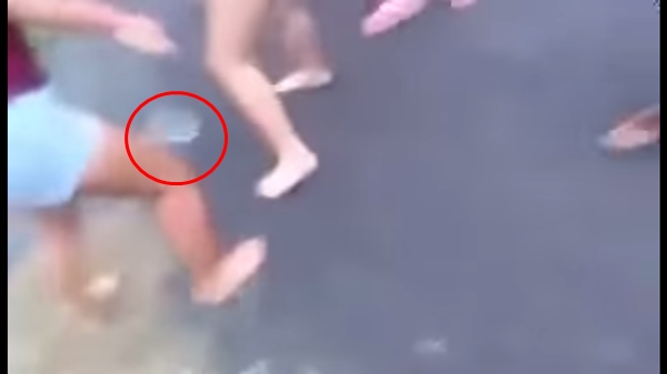 คนตบกัน