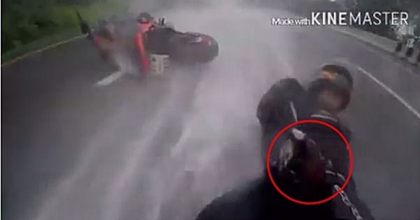 บิ๊กไบค์ล้มกลางสายฝน บิ๊กไบค์ล้มกลางสายฝน