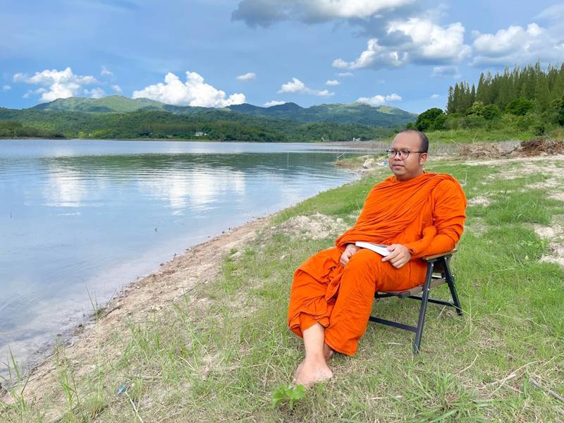 พระมหาไพรวัลย์